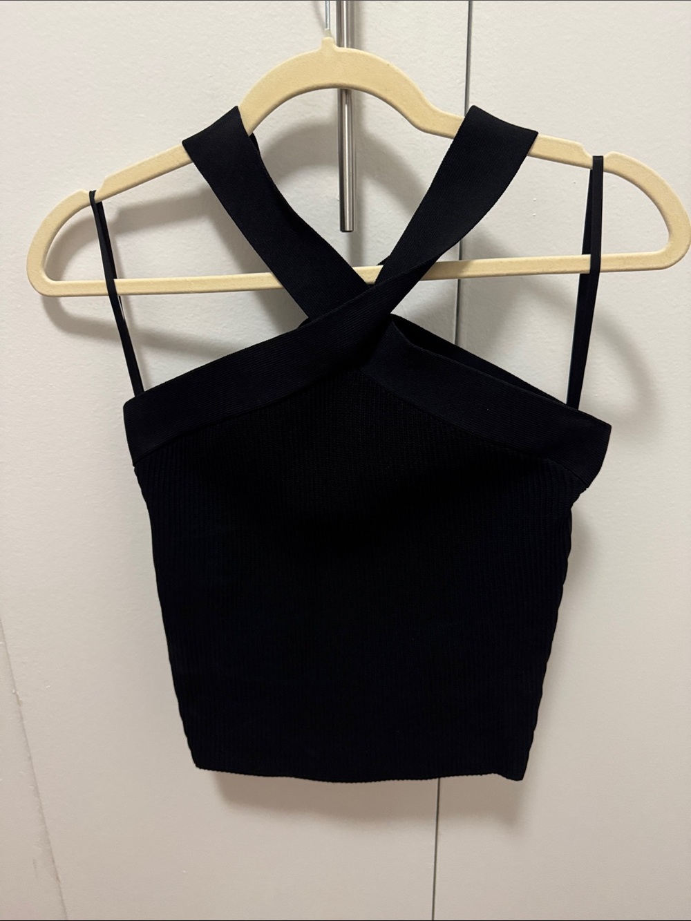 Babaton Black Cross-Strap Ribbed Camisole